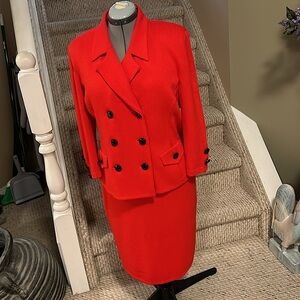 St. John Collection By Marie Gray Red Knit Pencil Skirt 2 piece Suit